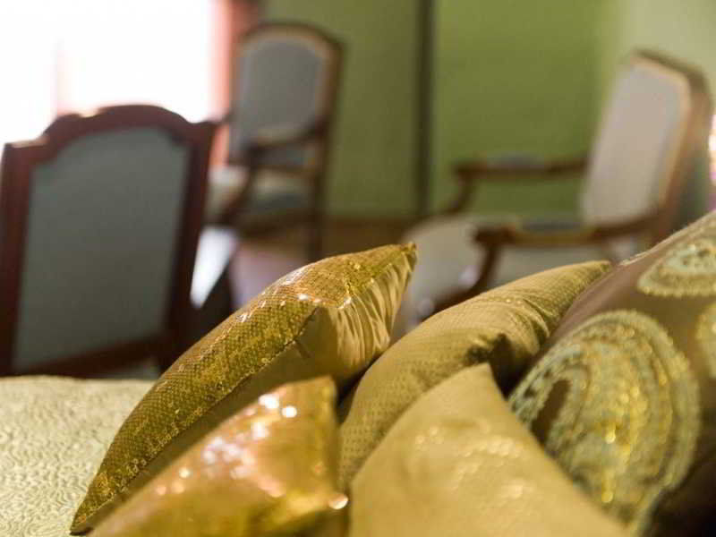 فندق أوسبيديريا ألموندو طريفة المظهر الخارجي الصورة